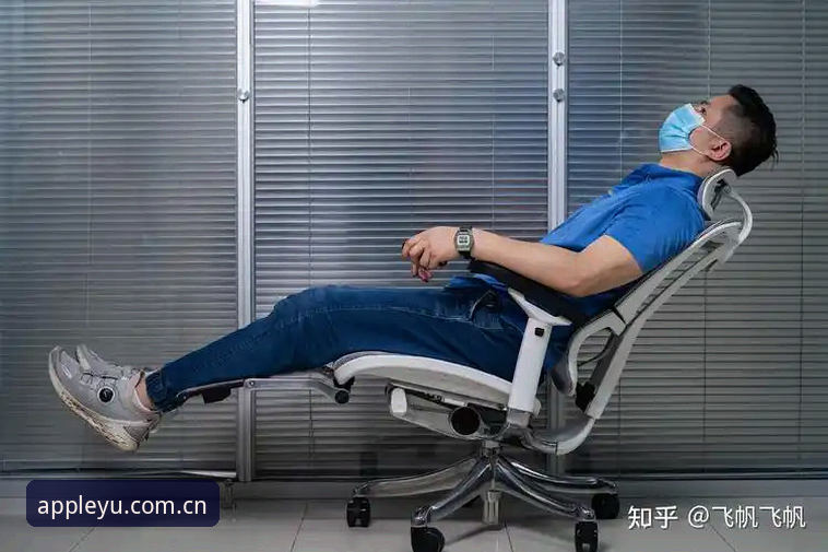 灵感简于一行直播平台替代对比 尤文图斯戴维转会风波:乐鱼体育深度评测与趋势洞察